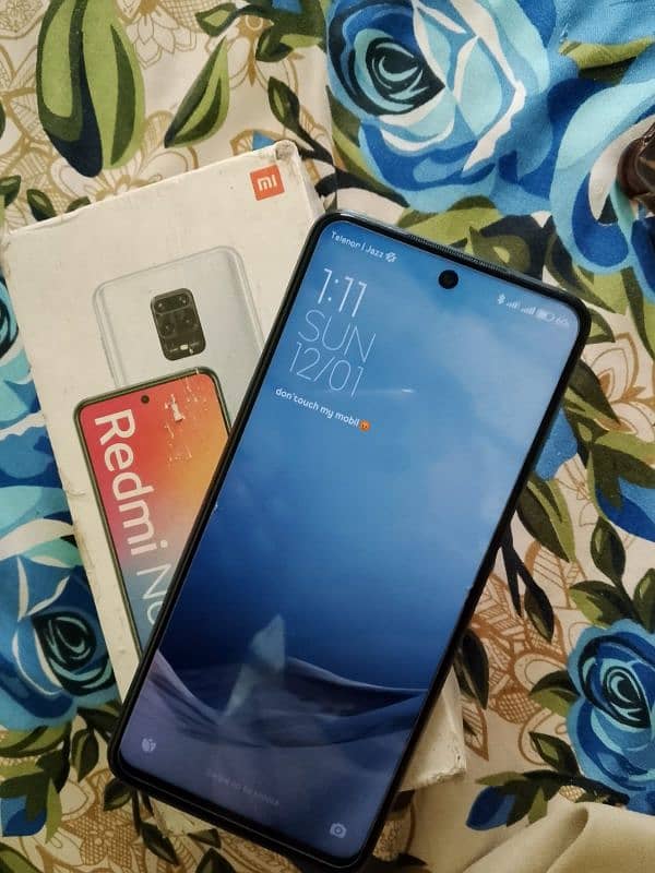 redmi note 9 Pro box mobile condition 10 / 10 6ram 128 1