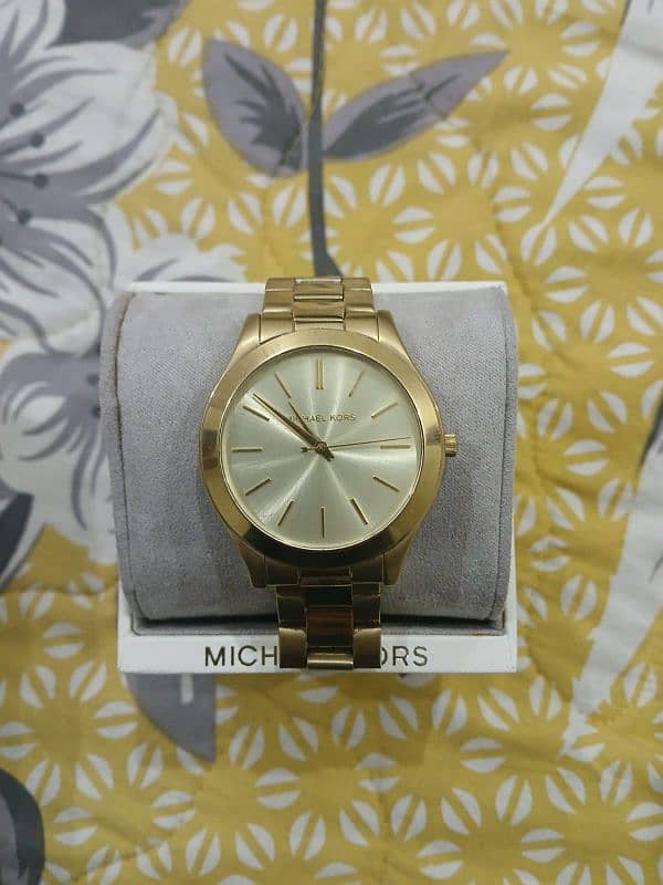 Original Michael kors wrist watch from Canada. 4