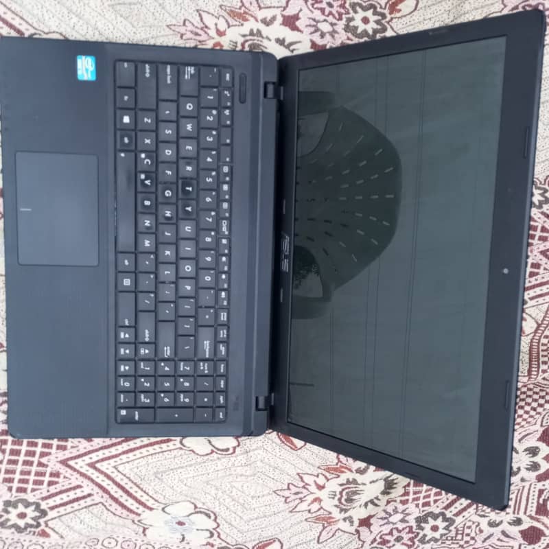 ASUS Laptop i3 For Sale 4