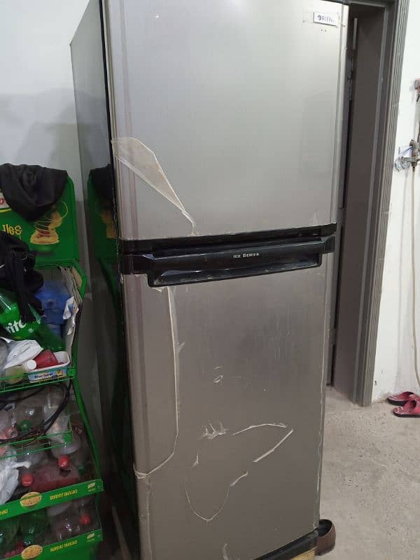 Orient refrigerator fresh 10/10 condition OR380 Model 0