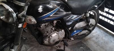 Suzuki 150 in mint condition engine modified