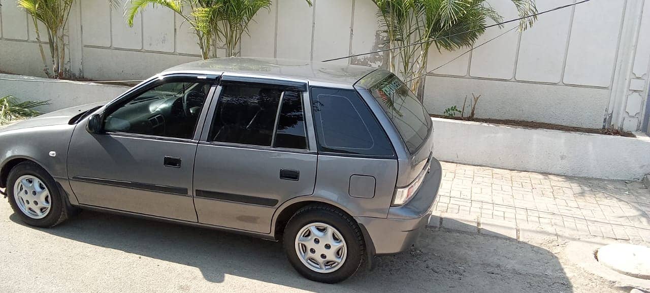 Suzuki Cultus VXR 2015 5