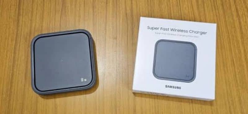 Samsung Super Fast Wireless Charger for sale 1