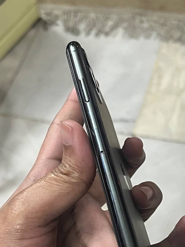 iphone 11 pro max 256GB 1