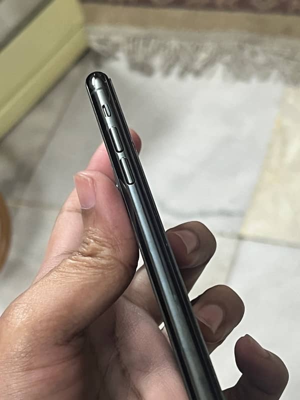 iphone 11 pro max 256GB 5