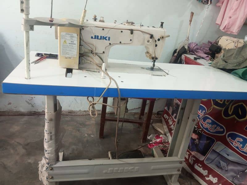 juki machine location Sahiwal whatsap ya call 03344466509 2