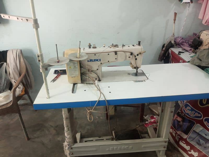 juki machine location Sahiwal whatsap ya call 03344466509 4