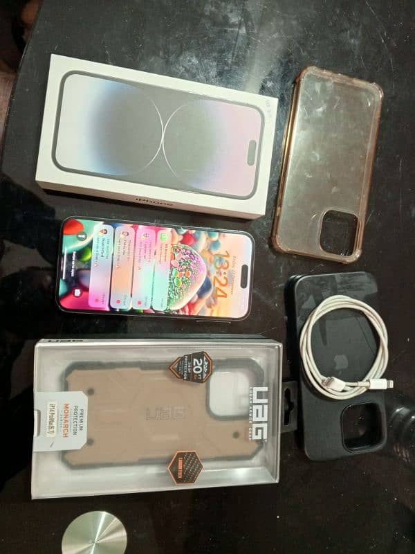 I phone 14 pro max 10 by 10 full box HK Dual Physical 2