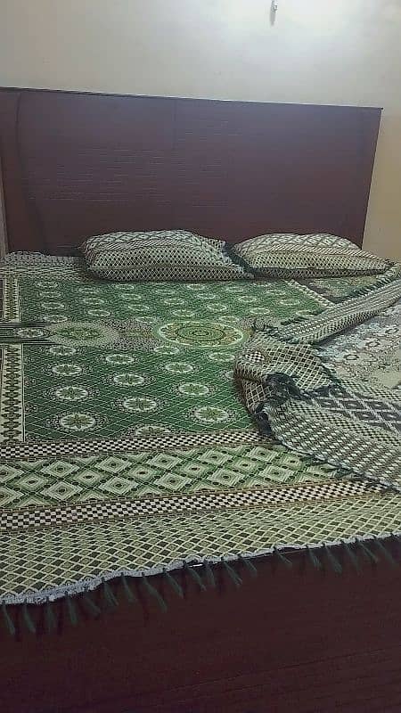 Wooden Bed Queen size 5