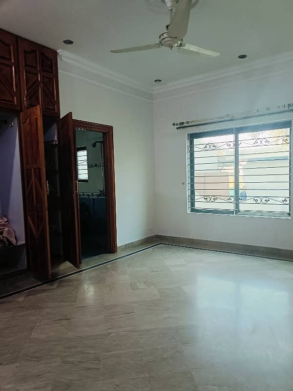 Upper Portion Available For Rent 8