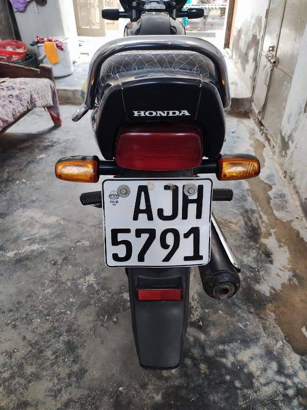 Honda pridor 100cc 7