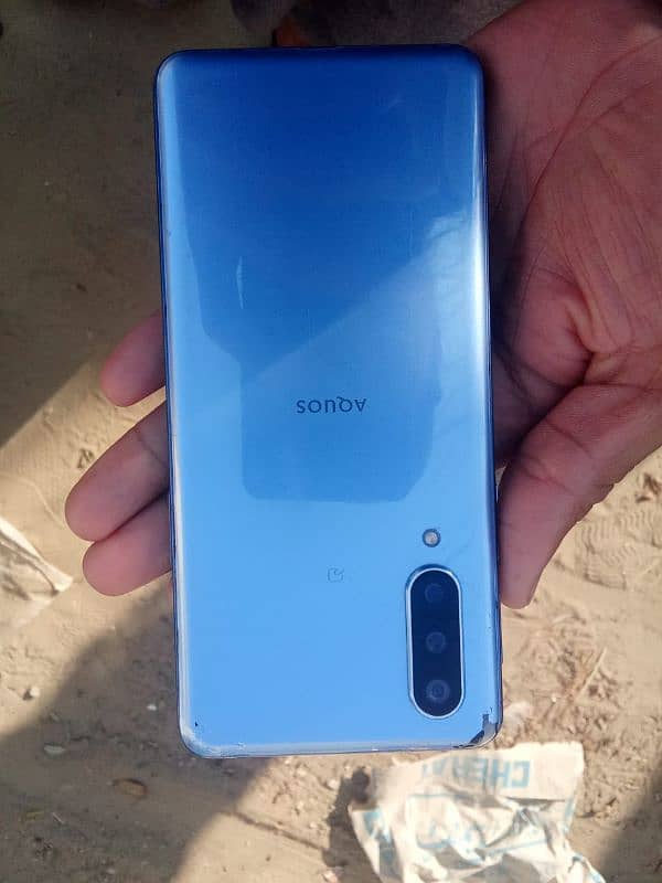 Aquos zero 5g bacik 0