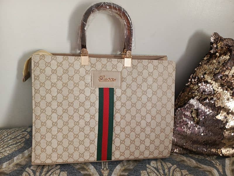 Gucci replica 0