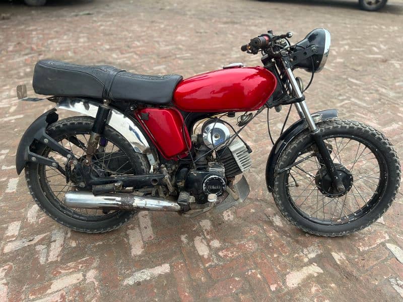 Yamha 100 CC 2 Stroke 3