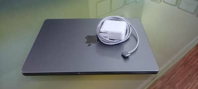 MacBook pro 2023 M3