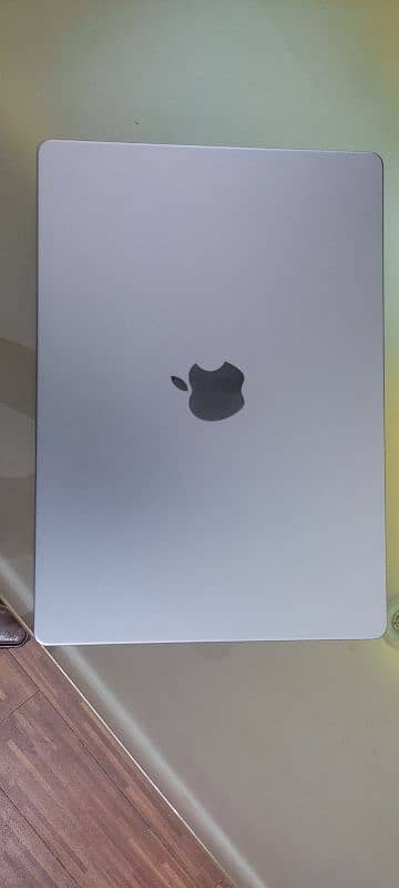 MacBook pro 2023 M3 3