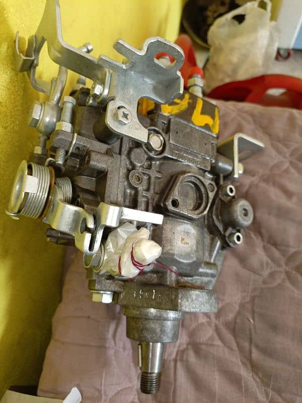 Toyota shehzor diesel pump 8