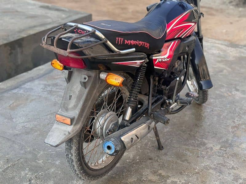 HONDA CD100 2