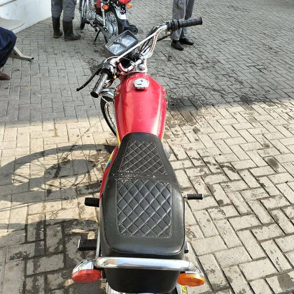 Honda 125 8