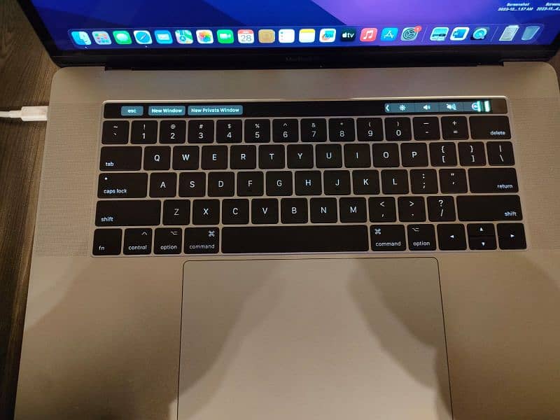 MacBook Pro 2017 15 inches 3