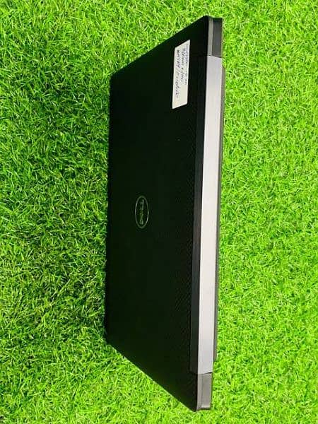 Laptop dell 8GB 256ssg 1