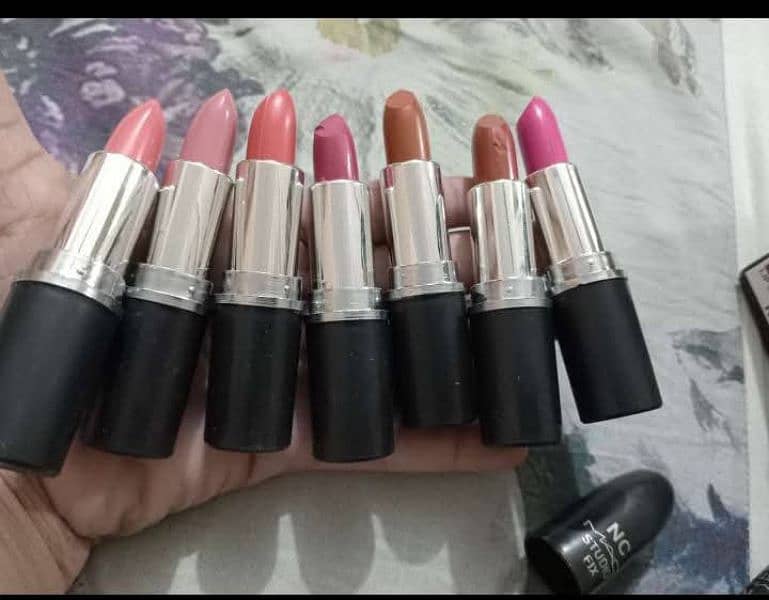 matt lipsticks 2