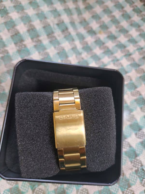 Casio  original Golden slim watch just like New 4