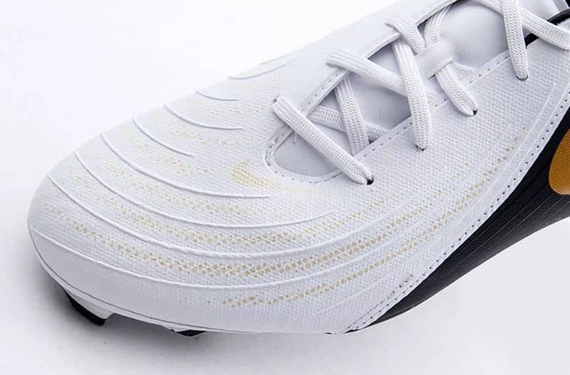 Nike Men Phantom GX II Academy FG/MG Cleat White Soccer Boot Spike 8