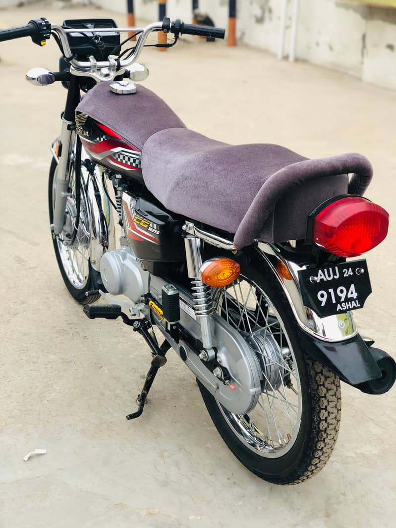 Honda CG 125 2024 11