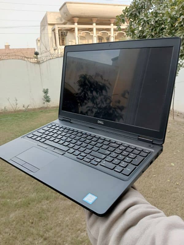 Dell Latitude 5590 i5 8gen 0