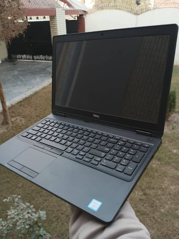 Dell Latitude 5590 i5 8gen 1