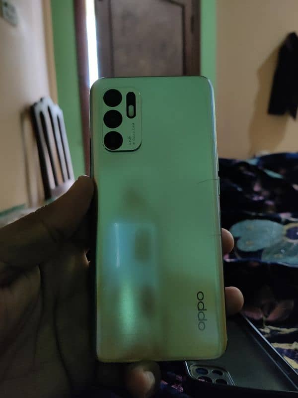 OnePlus 8T & Oppo Reno 6 Read Full Ad 0