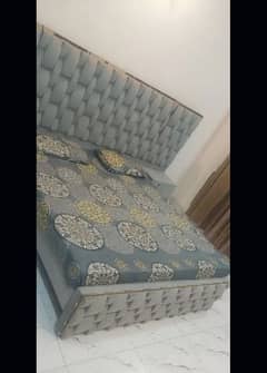 Bed with side table and 6inch mattress