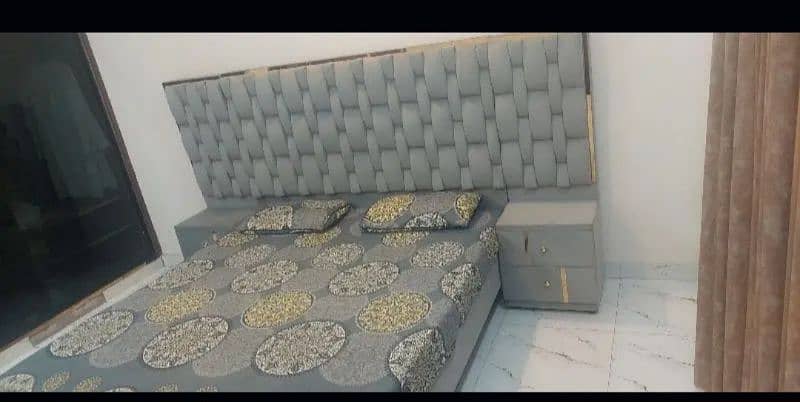 Bed with side table and 6inch mattress 1