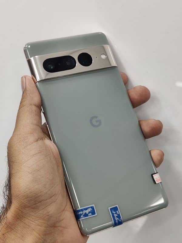 Google pixel 7 Pro 12/256 approved. . . halk Patta na dikhne k barabar 0