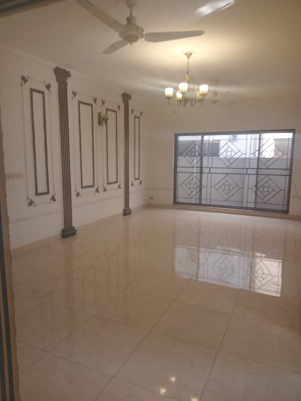 Brig House 5 Bedrooms For Sale Fully Tiled 9