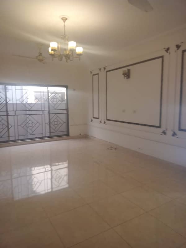 Brig House 5 Bedrooms For Sale Fully Tiled 11