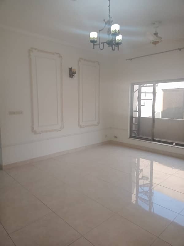 Brig House 5 Bedrooms For Sale Fully Tiled 34