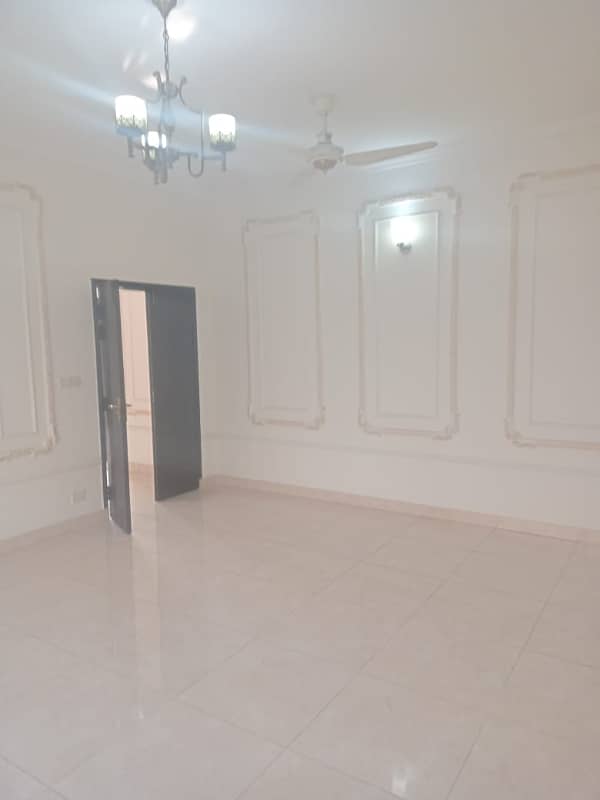 Brig House 5 Bedrooms For Sale Fully Tiled 37