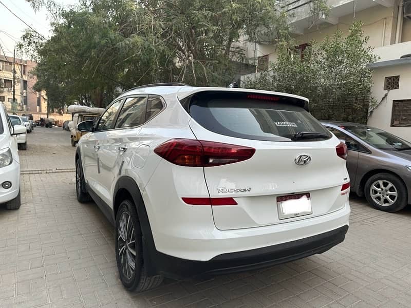 Hyundai Tucson 2022 4