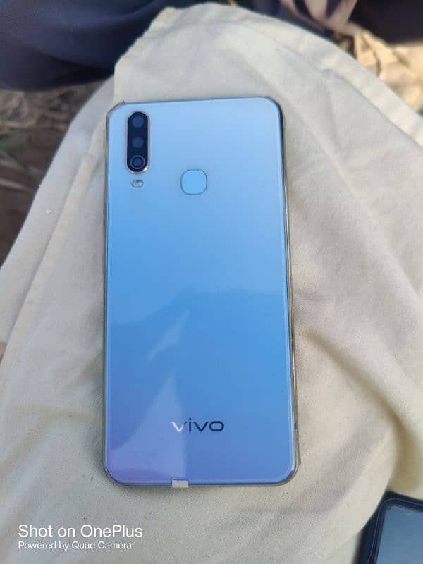 vivo Y17s 8/256 0