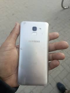 10000 samsung J6 total original hai Arjent sela