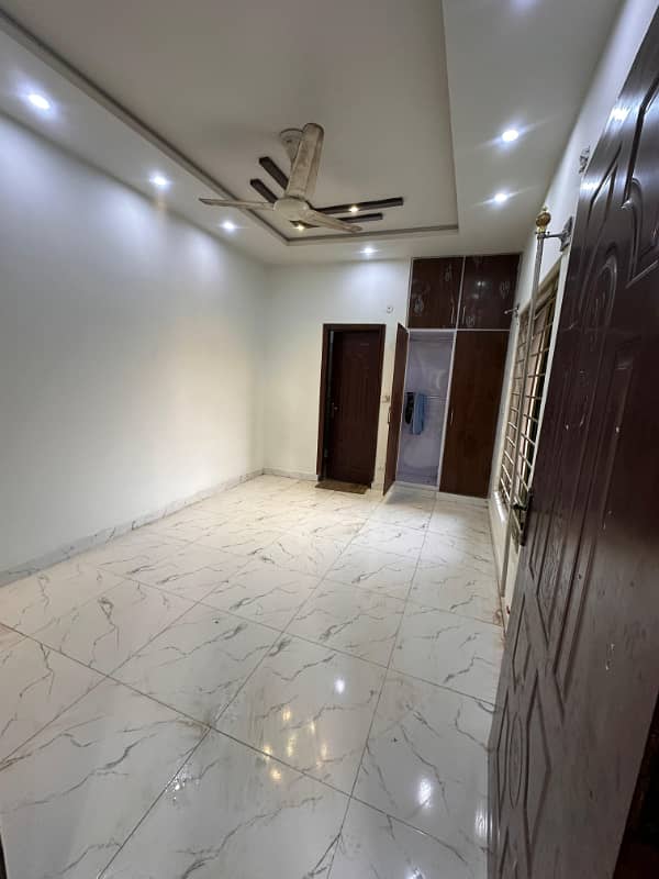 UPPER PORTION FOR RENT LOCATION CHAKLALA SCHEME 3 5