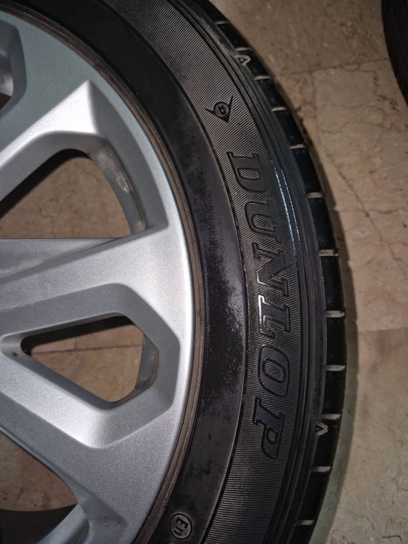 Dunlop TYRES with Alloy Rims made in Japan 2