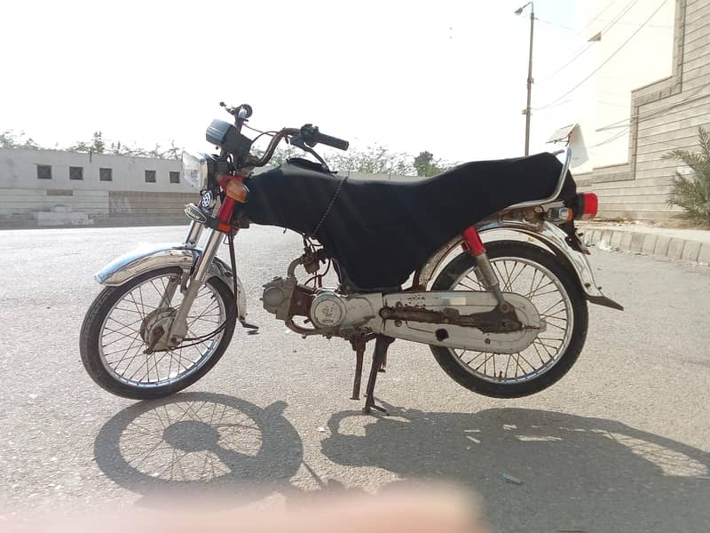 Yamaha Dhoom YD-70 2021 3