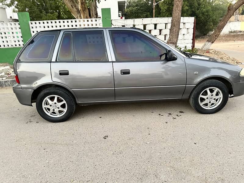 Suzuki Cultus 2010 3