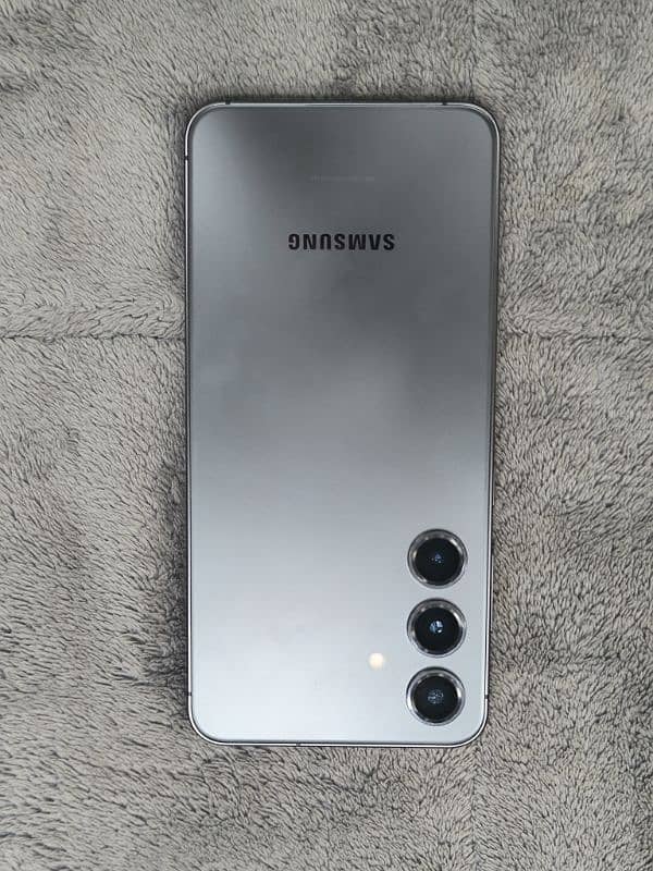 Samsung s24 with box non pta 9.7/10 2