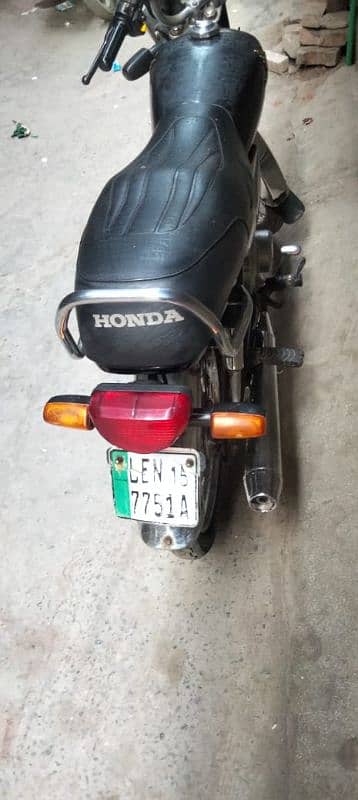 Honda cD 70 bike for sale Totally geniene bike 2nd owner name 2