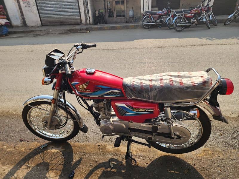 Honda cg 125 zero cundation ma just by and drive 2