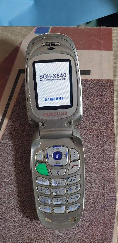 SGH-X640 2005 MODEL 3